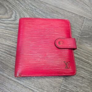 Louis Vuitton Red Leather‎ Epi Leather Bi Fold Wallet Womens